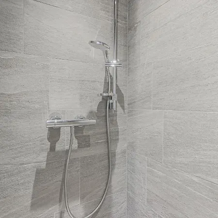 Tobias 2 Apartmán *